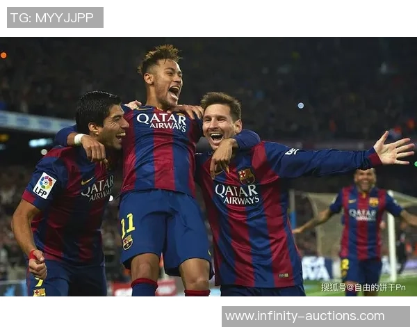 足球明星高清图片欣赏与背后故事揭秘让你更了解他们的辉煌与努力